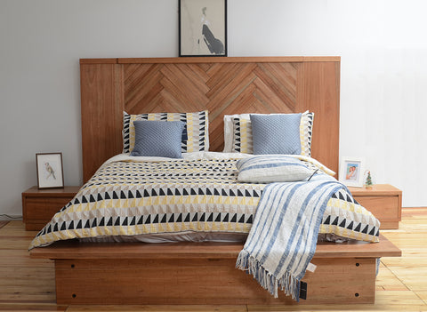 Kenmore Queen Bed Suite with 2 x Bedside